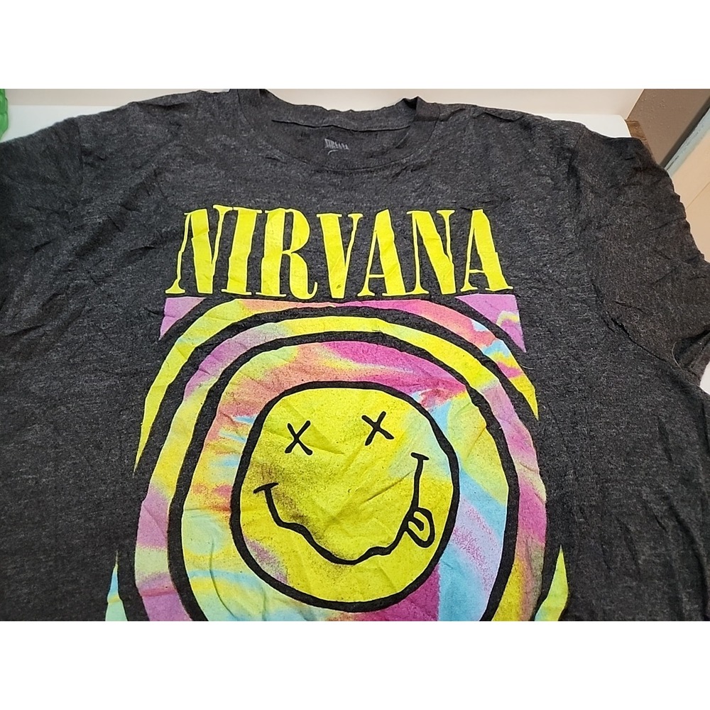 Nirvana Mens Short Sleeve Graphic Tee Smiley Face Crew Neck Shirt Gray‎ Large